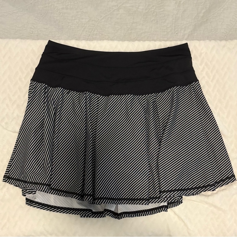 Kyodan Black Pleated Skort | Size M
